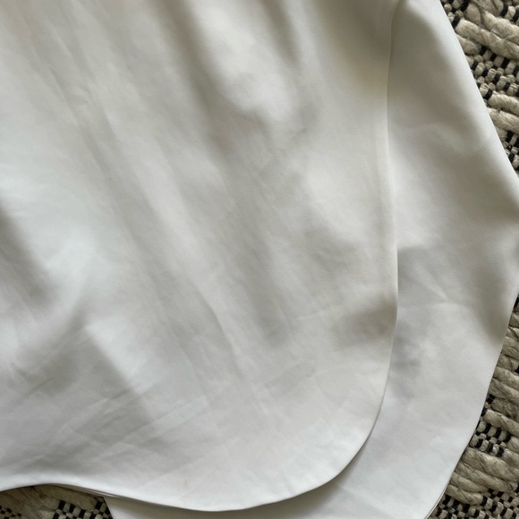 Opening ceremony sleeveless top - Picture 6 of 6